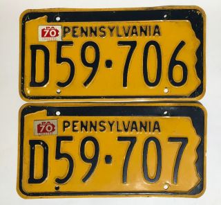 2 Vintage 1965 - 1970 Pennsylvania License Plates Consecutive Pair W/ 1970 Decal