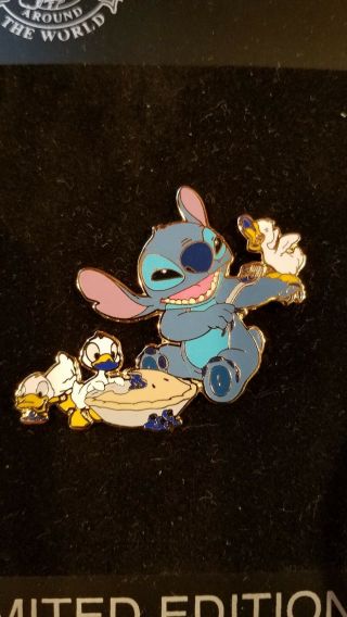 Disney Shopping Pin Le Stitch Fathers Day Baby Ducks Ducklings Eating Pie Lilo