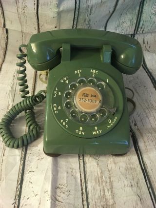 Vintage Bell System Western Electric Avocado Green Rotary Dial Telephone Mcm