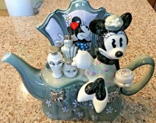 Disney Showcase Paul Cardew Limited Edition Minnie Mouse Dressing Table Teapot