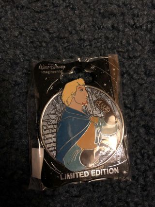 Disney Wdi Le 250 Pin Heroes Profile The Hunchback Of Notre Dame Captain Phoebus