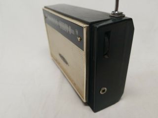 MARVEL 9 Transistor AM - FM Pocket Portable Radio Vintage 4