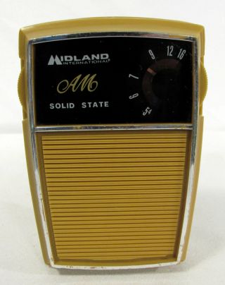Vtg Midland International Solid State Transistor Pocket Am Radio Caramel Brown