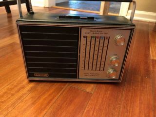 Vintage Carnegie Solid State Multi - Band Dual Powered Radio Model 2970