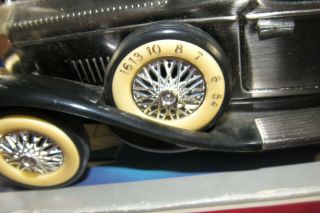 Vintage 1931 Classic Rolls Royce Car Solid State Radio Shack Realistic AM Car 3