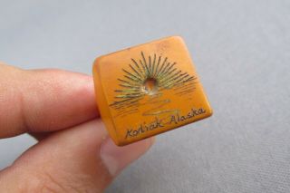 Vintage Bakelite Caramel Swirl Etched Kodiac Island Alaska Ring