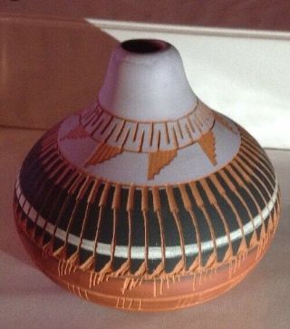 Vintage Navajo Native American Etched Pottery Vase Signed