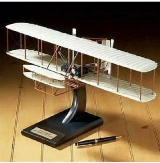 Danbury Wright Brothers First Flight The Wright Flyer Desk Top Model 1/32