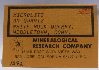 Sharp MICROLITE Xl w smoky QUARTZ,  ALBITE - - White Rocks qy,  Connecticut - - Label 4