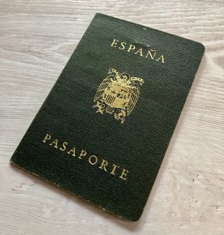Spain / Spanish 1950 Collectible Passport With Chile Visas
