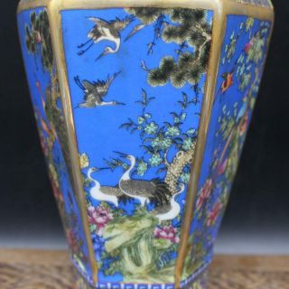 Qing Dynasty Qianlong Pastel gilt Flower and bird pattern Porcelain Hexagon vase 3