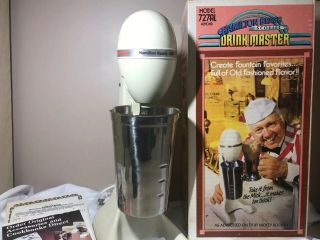 Vintage Hamilton Beach Scovill Drink Master Milk Shake Mixer 727,  Cup