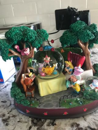Disney Alice In Wonderland Tea Party Snow Globe " The Unbirthday Song "