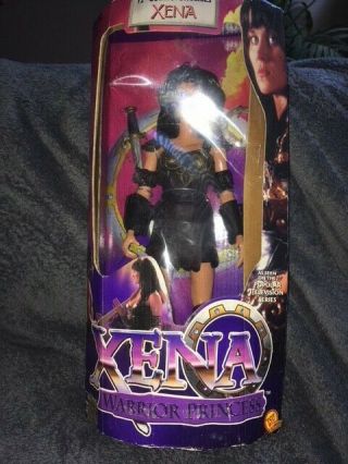 1998 Xena Warrior Princess 12 " Action Figure Doll
