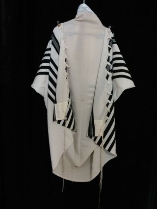 Kosher Tallit Prayer Shawl 100 Wool Size 55 70x54 In 172x136 Cm 2138