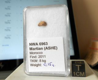 Meteorite Nwa 6963 Snc (martian) - 0.  11 G