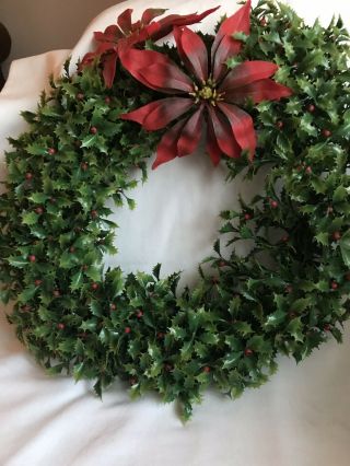 Vintage Plastic Christmas Wreath Holly Berries Poinsettias 16 Inches