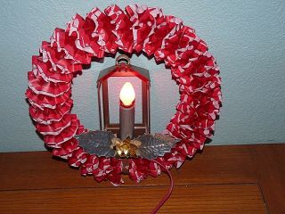 Vintage Noma Cellophane Lighted Wreath W/ Candle Lantern 12 " Diameter