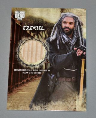 Topps The Walking Dead Rta Road To Alexandria King Ezekiel Bat Relic Card
