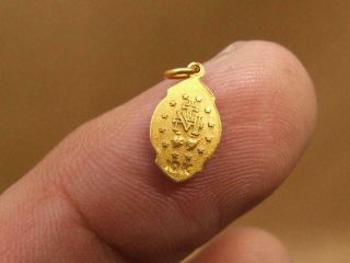 Vintage Antique 1830 10k Gold Virgin Mary Charm or Pendant 0.  7 grams 4