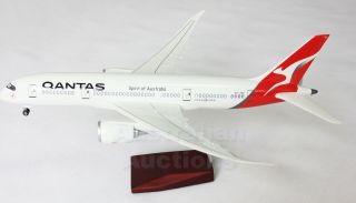 Qantas Dreamliner 787 Led Cabin Lights & Wheels Stand 45cm Resin Rechargeable