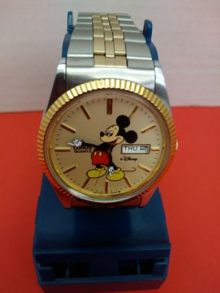 Vintage Disney Mickey Mouse Calendar Watch Male Type,  Lorus,  Mov 