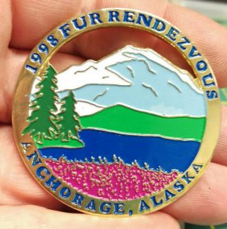 1998 Anchorage Alaska Fur Rondy Rendezvous Collectors Lapel Pin,  Mountians