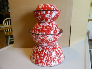 5 Piece Set Of Red And White Enamelware Mixing Bowls 2 Cups To 2 Quart Sizes