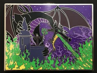 Maleficent & Dragon Le 35 Jumbo Fantasy Pin
