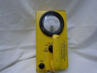Victoreen Cdv - 715 Radiation Detector 79831