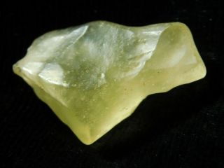 A And 100 Natural Libyan Desert Glass Found In Egypt 6.  31gr E