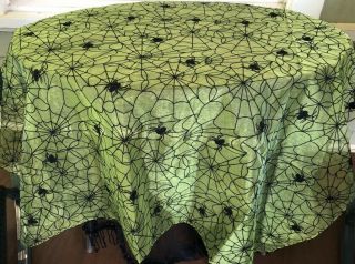 Pr Grandin Road Halloween Spider Web Tablecloths Toppers.  Black Lace & Green