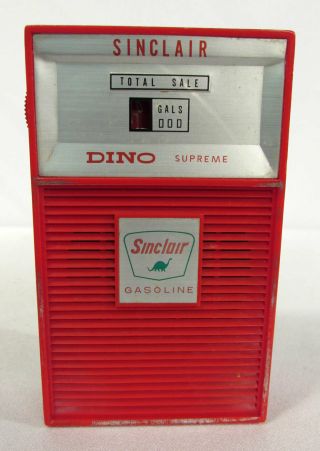 Vintage Sinclair " Dino Supreme " Gasoline Transistor Pocket Am Radio,  Red