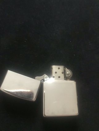 ZIPPO LIGHTER POLISHED CHROME PRE OWNED 2002 3