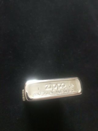 ZIPPO LIGHTER POLISHED CHROME PRE OWNED 2002 4
