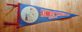 Vintage Kennedy Space Center Astronaut Florida Souvenir 8.  75 " X23.  5 " Felt Pennant