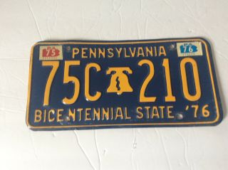 Good Vintage 1976 Pennsylvania State Bicentennial License Plate (75c 210)