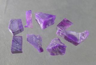 dkd 102P/ 7.  8grams (8) rough Purple Sugilite 8