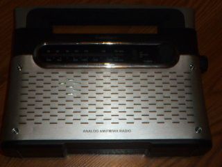Vtg Portable Radio Shack 12 - 889 Analog Am/fm/wx Radio Weather Headphone Jack