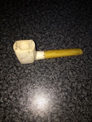 Antique Meerschaum Smoking Pipe With Amber Stem ?