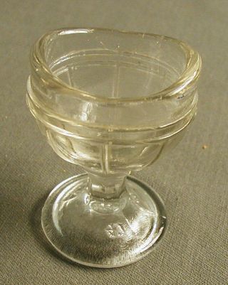 Vintage Clear Glass Eye Wash Cup - Marked 47 A15 Usa - 2 " T X 1 " W - Sb