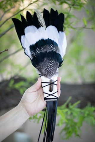 Smudge Feathers Fan - Ceremony - Shaman Tool