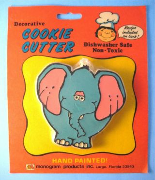 Vtg 1980 Monogram Elephant Painted Plastic Cookie Cutter San Diego Zoo Orig Card