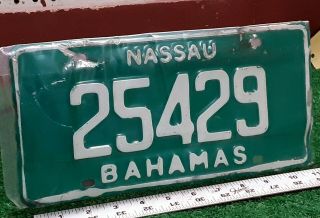 Bahamas - Nassau - 1990 Passenger License Plate - White On Green All