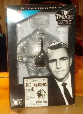 The Twilight Zone The Invaders Action Figure Nip