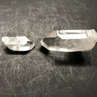 2 Arkansas Quartz Crystal Points 514 - 22 Diamond Window Time Link