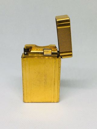 Vintage S.  T Dupont Paris France Gold Plated Smoking Litghter