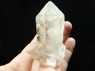 A Big Quartz Crystal Cluster With GREEN Epidote Found in Brazil 218gr e 3