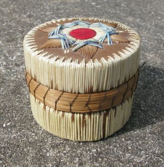 Old Eastern Great Lakes Birch Bark & Quill Basket Box Ojibwa Canada 3.  5w X 2.  75t