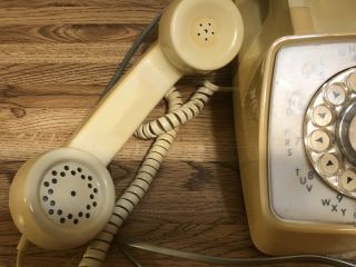 VTG BEIGE YELLOW ROTARY DIAL GTE PHONE DESK AUTOMATIC ELECTRIC USA 1970 ' S 3